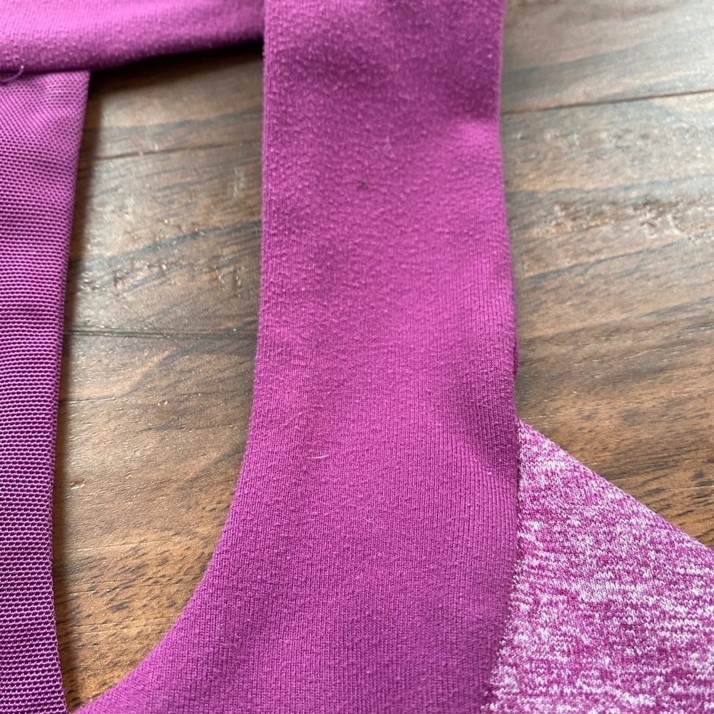 Lululemon Scoop Neck Tank Pink Purple Size 6 - Picture 2 of 5